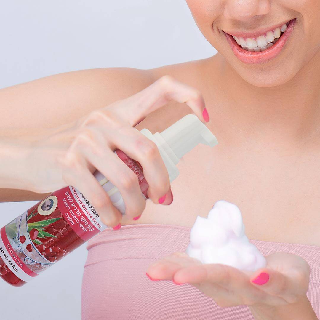 קצף ניקוי מרגיע לפנים | ניקוי פנים