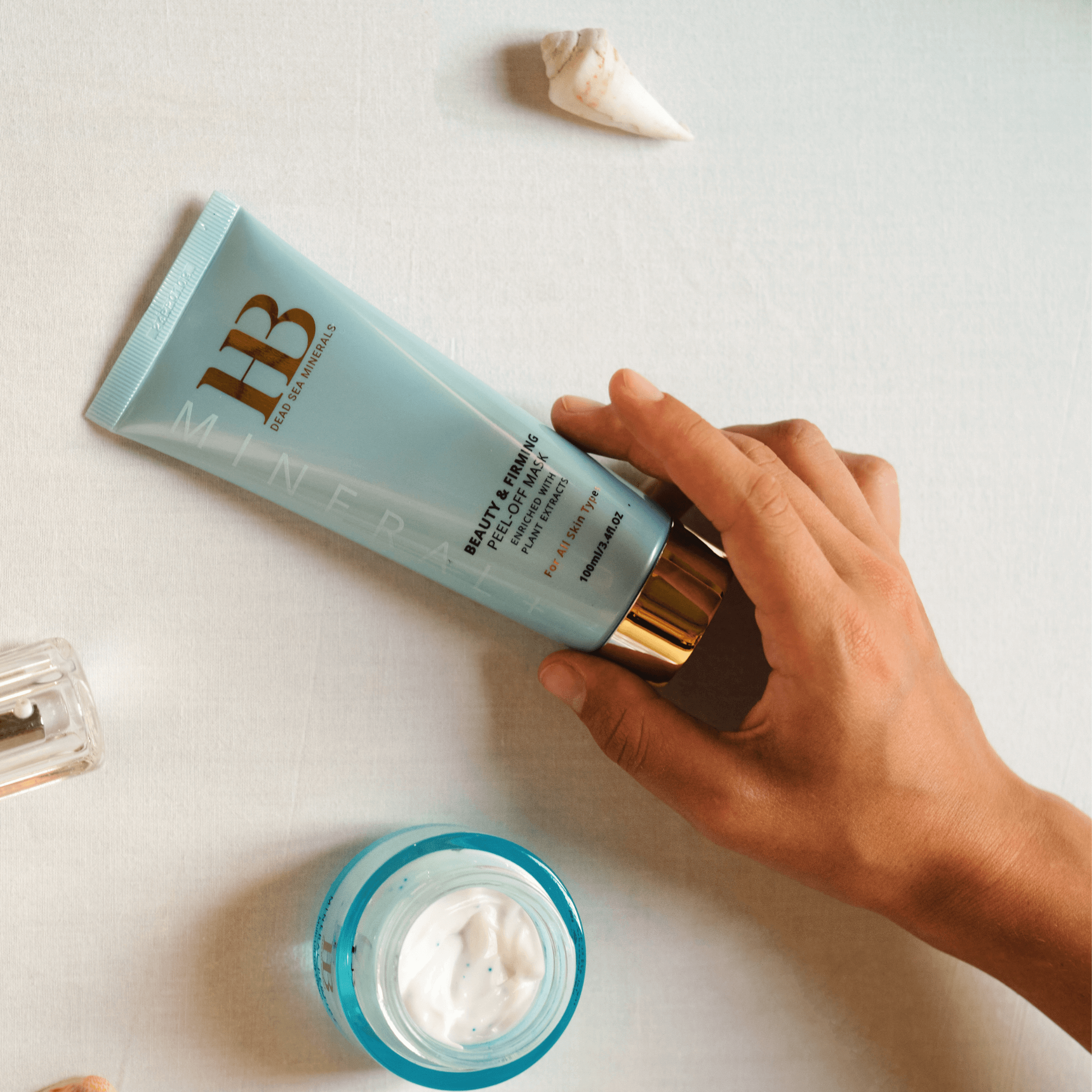 מסכת יופי ומיצוק מתקלפת | מסכת פנים